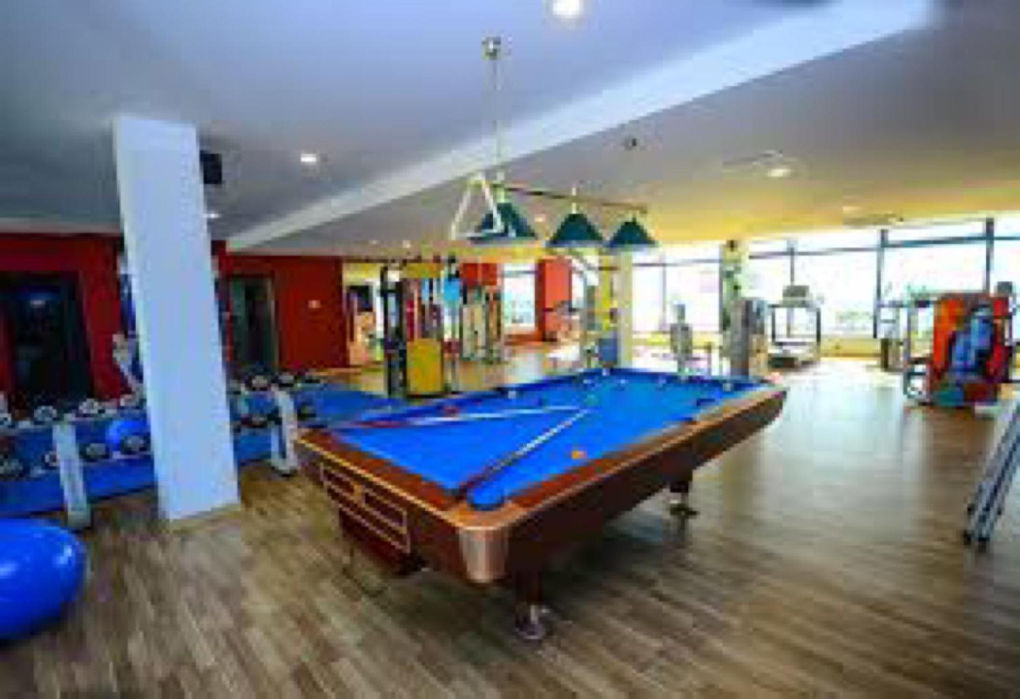 Delux Sea View Aparthotel In Orbi City Batumi Eksteriør billede
